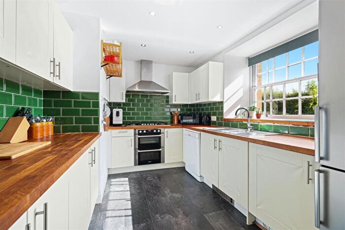 2 Bedroom Flat For Sale In Easter Shian, Cargill, PH2