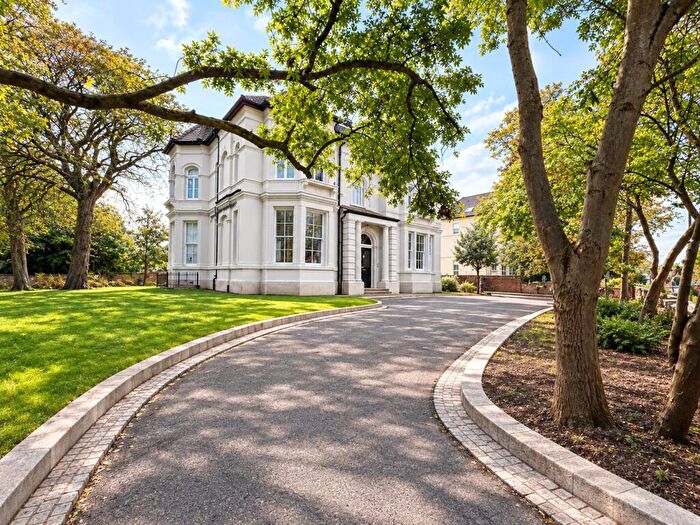 2 Bedroom Apartment To Rent In Ullet Road, Princes Park, Liverpool, Merseyside, L8