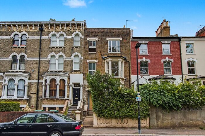 3 Bedroom Terraced House For Sale In High Road, London, N15