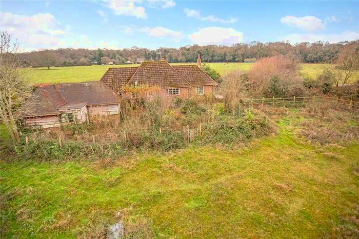 3 Bedroom Detached Bungalow For Sale In The Common, Woodgreen, Fordingbridge, Hampshire, SP6