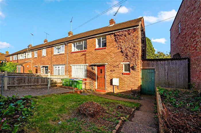 3 Bedroom End Of Terrace House For Sale In Cleve Road, Sidcup, DA14