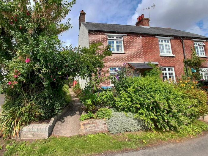 2 Bedroom End Of Terrace House For Sale In Church Road, Aldingbourne, PO20