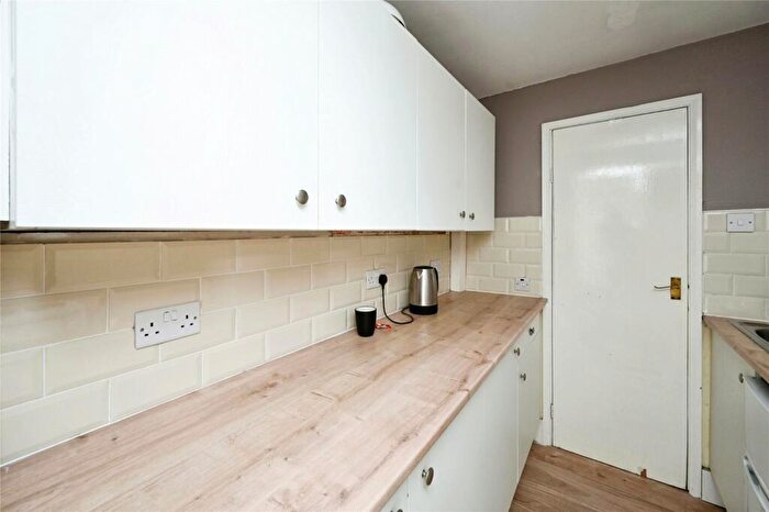 2 Bedroom End Of Terrace House For Sale In Moor Street, Mansfield, Nottinghamshire, NG18