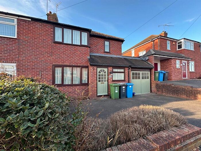 3 Bedroom Semi-Detached House To Rent In Horton Road, Kinver, Stourbridge, DY7