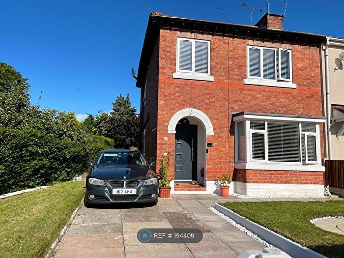 3 Bedroom Semi-Detached House To Rent In Crewe, Crewe, CW2