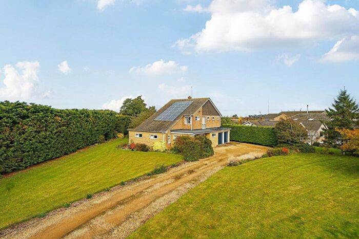 4 Bedroom Detached House For Sale In Northorpe Fen, Bourne, Lincolnshire, PE10