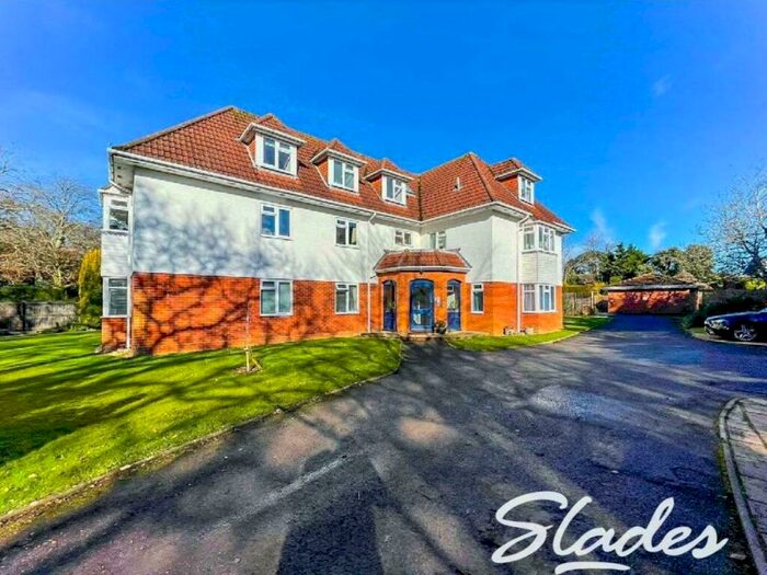 2 Bedroom Apartment To Rent In Sea View Road, Walkford, Highcliffe, BH23