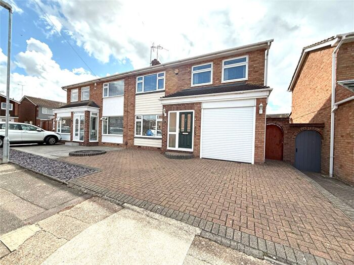 3 Bedroom Semi-Detached House To Rent In Andrew Close, Stanford-Le-Hope, Essex, SS17