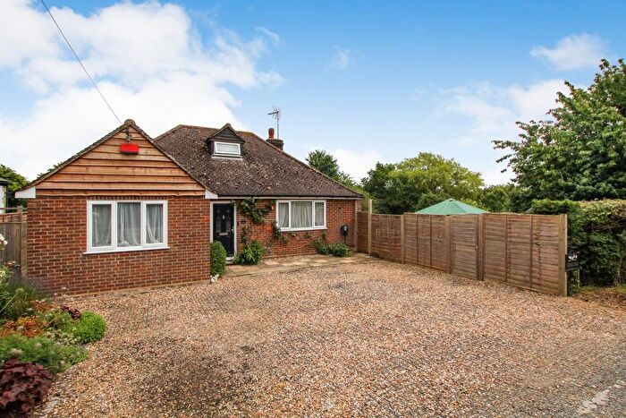 4 Bedroom Detached House For Sale In Goose Lodge House, Church End, Leighton Buzzard, LU7