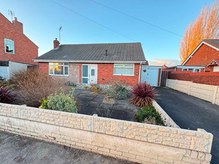 2 Bedroom Bungalow For Sale In Ashmore Lake Road, Willenhall, WV12