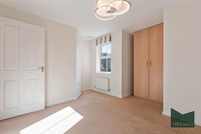 2 Bedroom Flat To Rent In Coppetts Road, Muswell Hill, N10