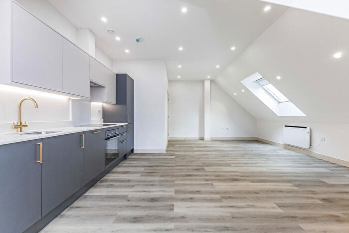 2 Bedroom Flat To Rent In Mulgrave Road, Sutton, SM2