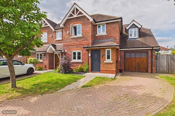 4 Bedroom Semi Detached House To Rent In St. Matthews Court, Maidenhead, Berkshire, SL6