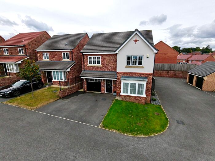 4 Bedroom Detached House For Sale In The Fouracres, Wakefield, West Yorkshire, WF1