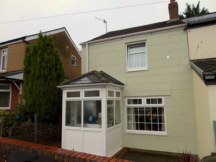 2 Bedroom House To Rent In The Highway, New Inn, Pontypool, NP4