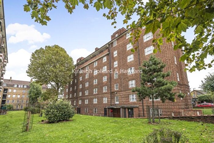 2 Bedroom Flat To Rent In Doddington Grove London, SE17