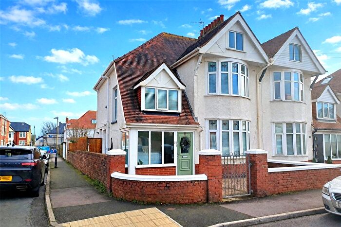 3 Bedroom Semi-Detached House For Sale In Park Avenue, Porthcawl, CF36