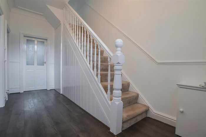 3 Bedroom End Of Terrace House To Rent In Sumner Road, Salford, M6