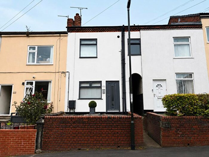 3 Bedroom Terraced House To Rent In Station Road, Hepthorne Lane, North Wingfield, Derbyshire, S42