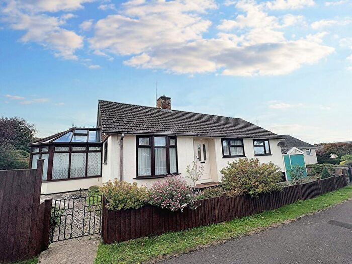 2 Bedroom Detached Bungalow For Sale In Swayne Road, Wilton, SP2