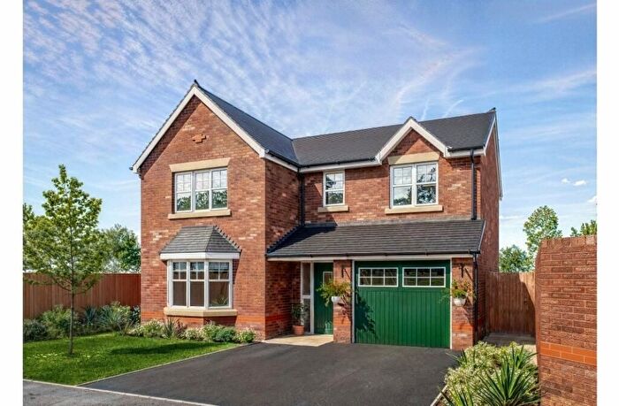 4 Bedroom Detached House For Sale In Garrett Hall Fields, Mosley Common, M29