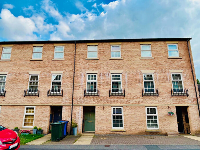 4 Bedroom Town House To Rent In Wheatcrofts, Off Dodworth Road, Barnsley, Barnsley, S70