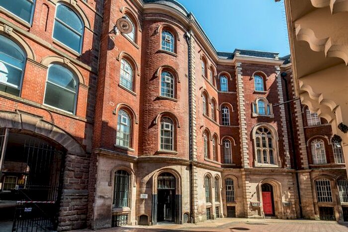 2 Bedroom Flat To Rent In Broadway, Nottingham, NG1