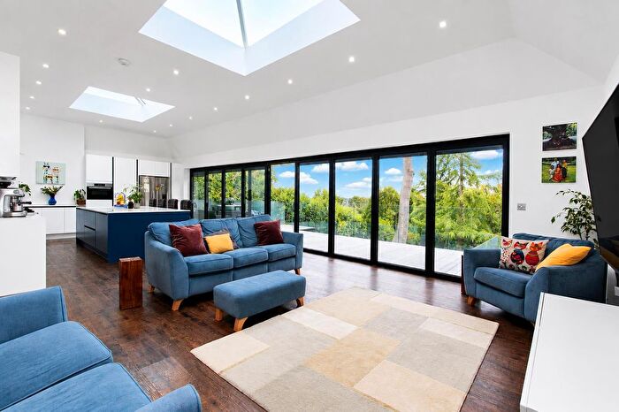 6 Bedroom Detached House For Sale In West Way, Carshalton Beeches, SM5
