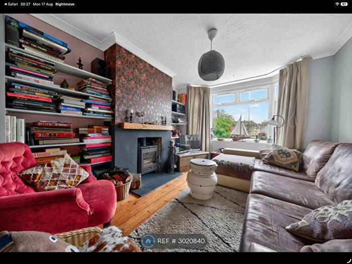 3 Bedroom Terraced House To Rent In Wellsway, Bath, BA2