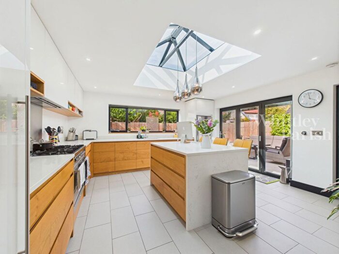 4 Bedroom Detached House For Sale In Marsh Lane, New Buckenham, Norwich, NR16