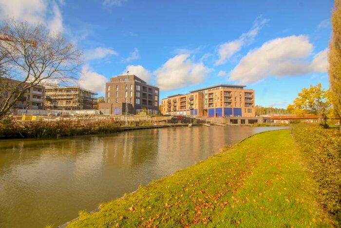 2 Bedroom Apartment To Rent In Wharf View, Park Street, Campbell Park, MK9