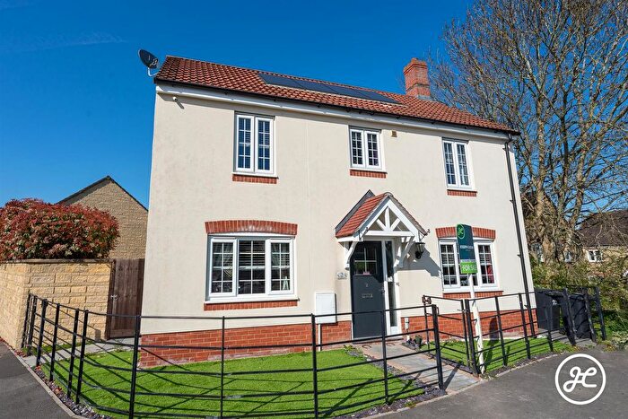 4 Bedroom Detached House For Sale In Lynham Close, Woolavington, Bridgwater, TA7