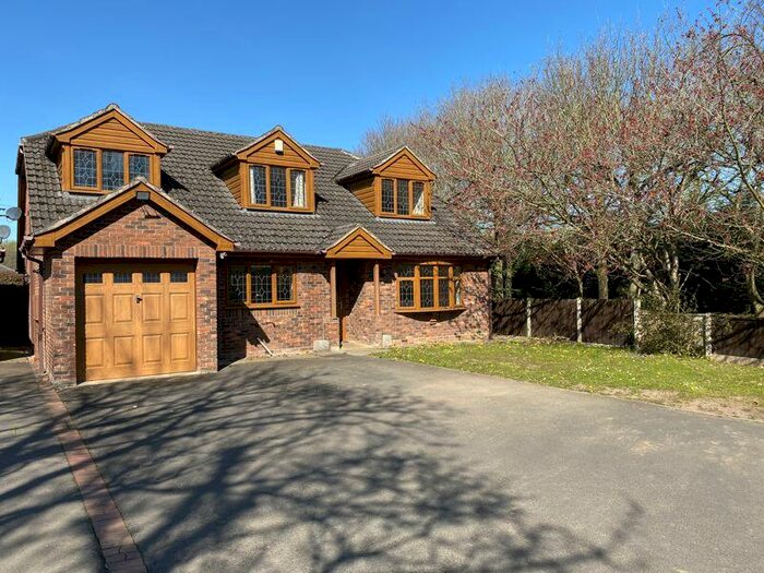 5 Bedroom Detached House To Rent In Wolverhampton Road, Stourton, DY7