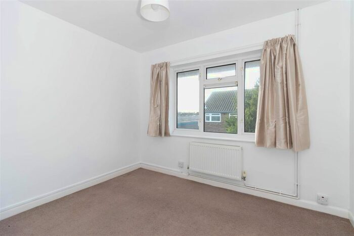 1 Bedroom Flat To Rent In Millfield, Sompting, Lancing, BN15