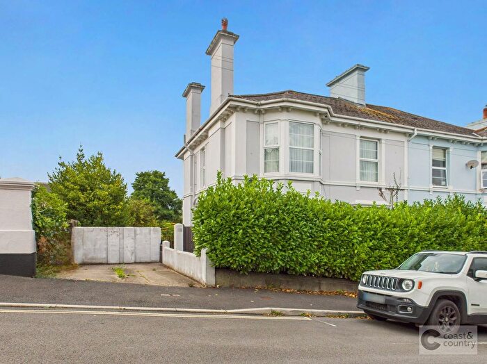 4 Bedroom Semi-detached House For Sale In Powderham Road, Newton Abbot, TQ12