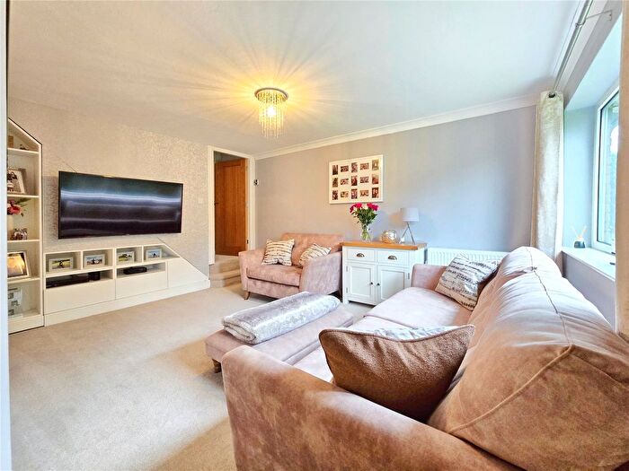 3 Bedroom Semi-Detached House For Sale In Hempshaw Avenue, Loveclough, Rossendale, BB4