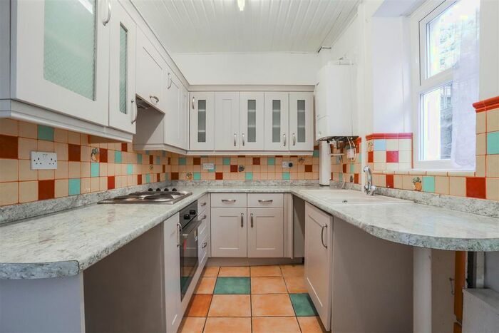 2 Bedroom Property To Rent In Burnley Road East, Rossendale, BB4