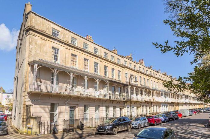 2 Bedroom Flat To Rent In Westfield Place, Clifton, BS8