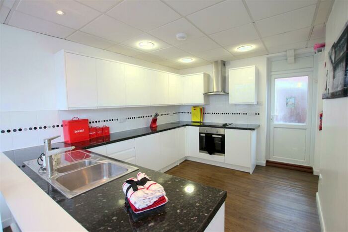 6 Bedroom Private Hall To Rent In King Edward Road, Northampton, NN1