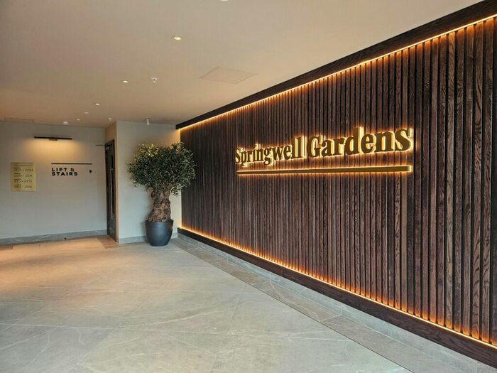 2 Bedroom Apartment To Rent In Springwell Gardens, Whitehall Road, Leeds, West Yorkshire, LS12