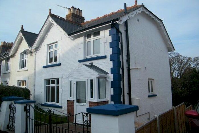 2 Bedroom Property To Rent In Garfield Road, Shanklin PO37