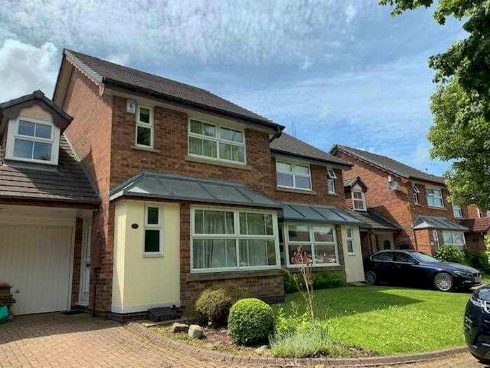 4 Bedroom Semi-Detached House To Rent In Kingsleigh Gardens, Bristol, BS15