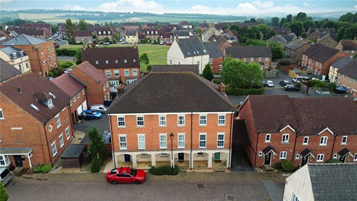 3 Bedroom End Of Terrace House For Sale In Alner Road, Blandford Forum, Dorset, DT11