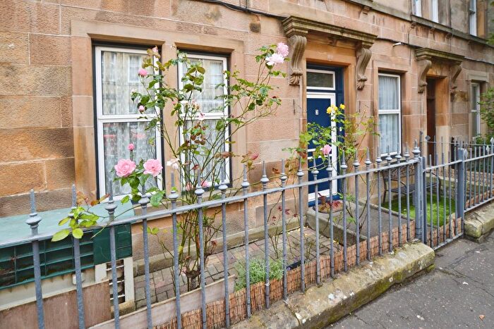 3 Bedroom Flat To Rent In Tay Street, Fountainbridge, Edinburgh, EH11