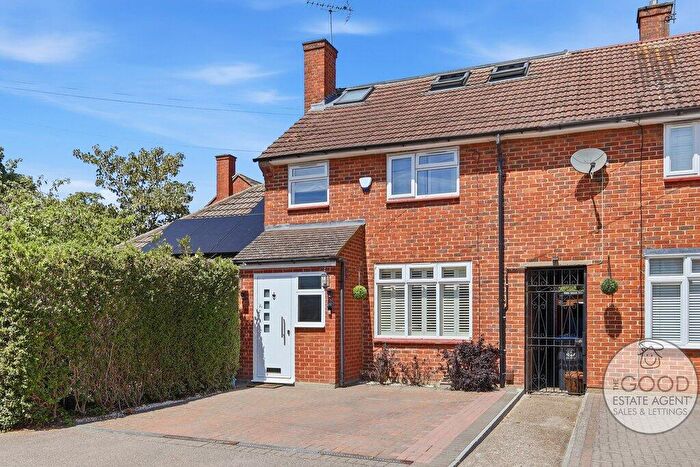 3 Bedroom Terraced House For Sale In Barrington Green, Loughton, IG10