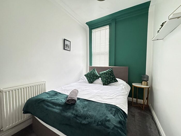 4 Bedroom Terraced House To Rent In Burngreave Street, Sheffield, South Yorkshire, S3