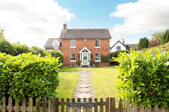 5 Bedroom Detached House For Sale In Chapel Lane, Ashford Hill, Thatcham, Hampshire, RG19