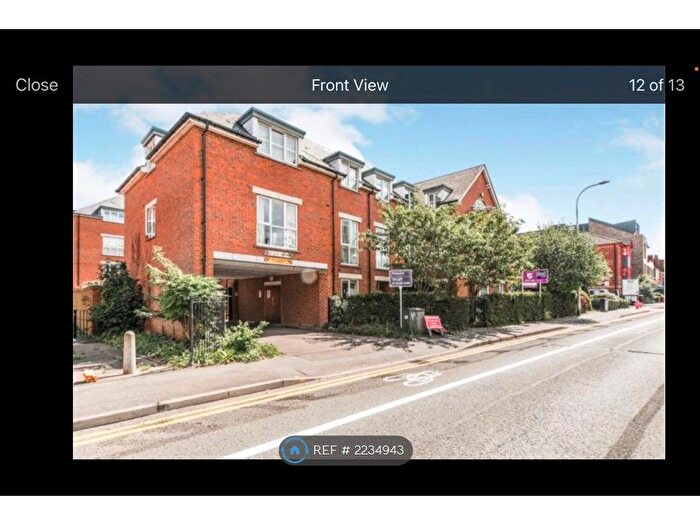 2 Bedroom Flat To Rent In Stirling House, Reading, RG1