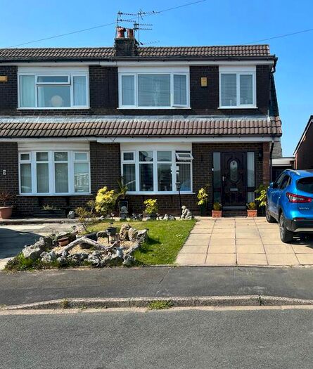 3 Bedroom Semi-Detached House To Rent In Richards Road, Standish, Wigan, WN6