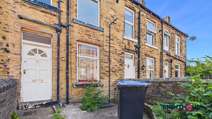 2 Bedroom Terraced House To Rent In Grape Street, Allerton, BD15